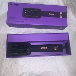 amika Double Agent 2-in-1
Straightening Blow Dryer